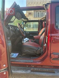 جیپ گلادیەتەر